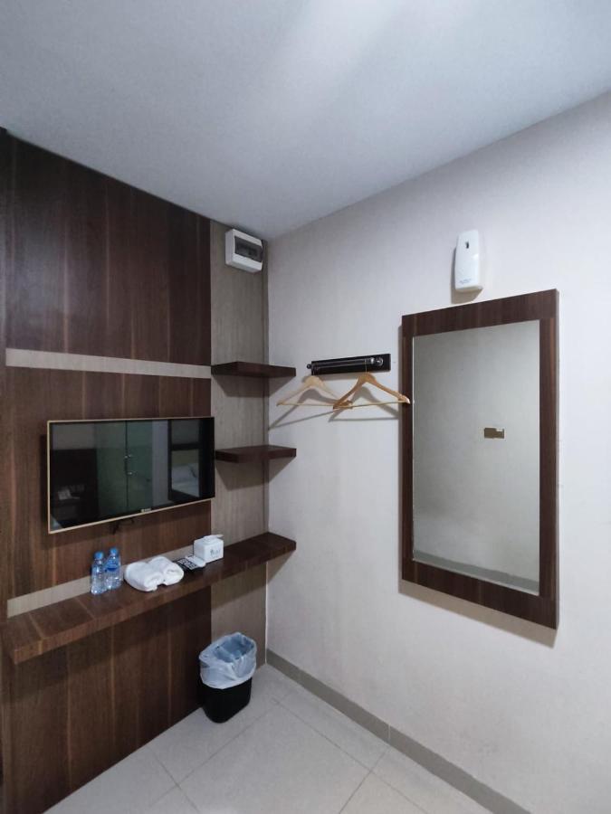 Hotel Morena Batam Exterior photo